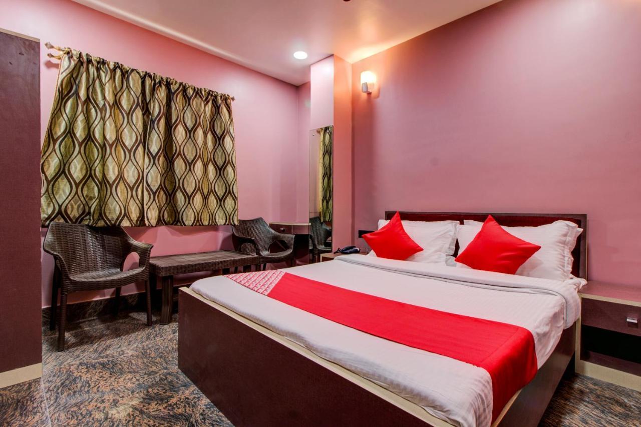 Oyo 16871 Anant Home Stay Shillong Esterno foto